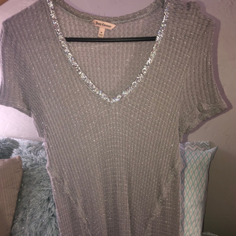 Like new! Juicy Couture Rhinestone V-neck knit top